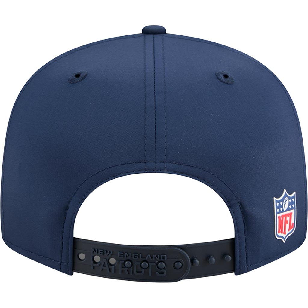 NFL New England Patriots New Era 2025 Sideline 9FIFTY Split Panel Snapback Hat - Navy