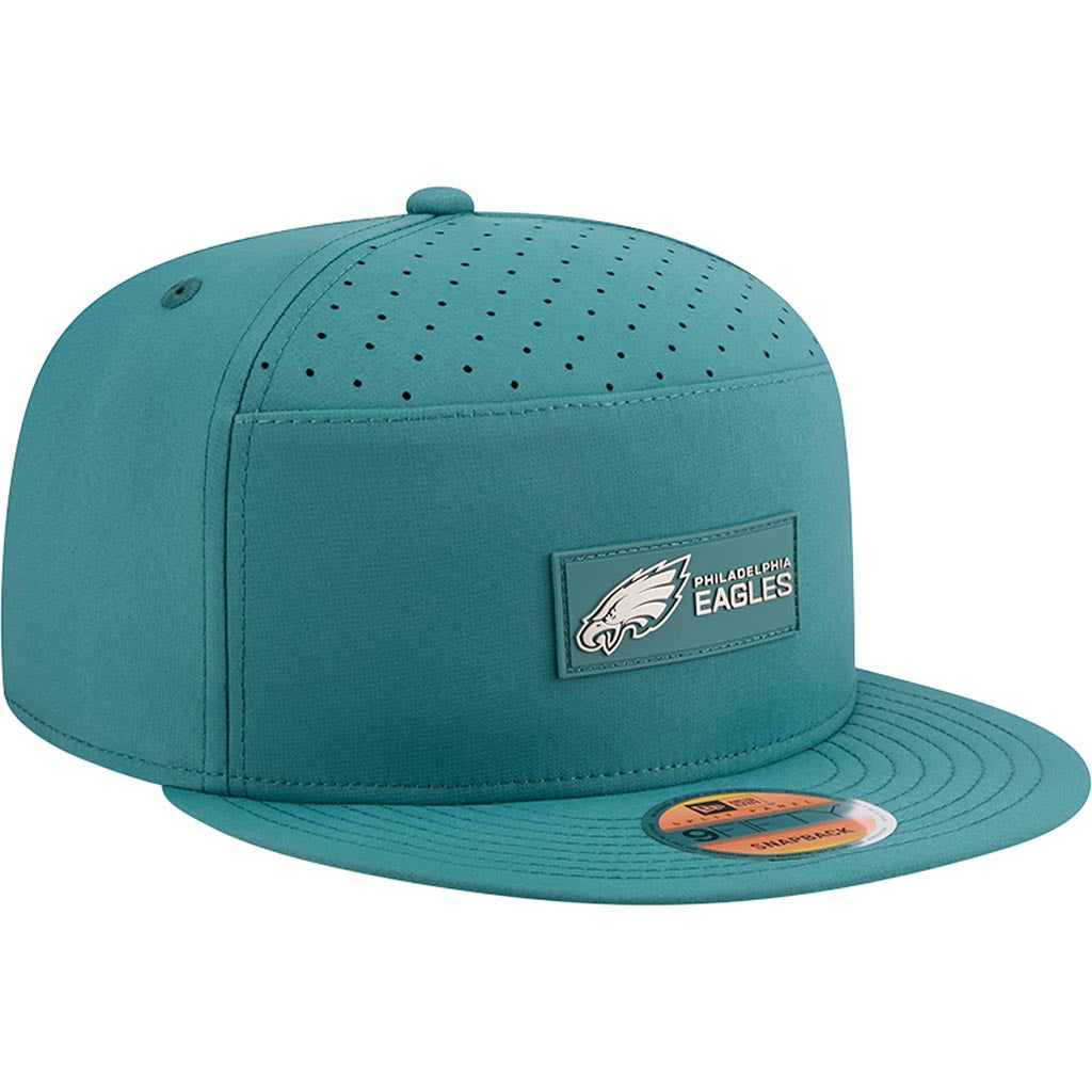 NFL Philadelphia Eagles New Era 2025 Sideline 9FIFTY Split Panel Snapback Hat - Green