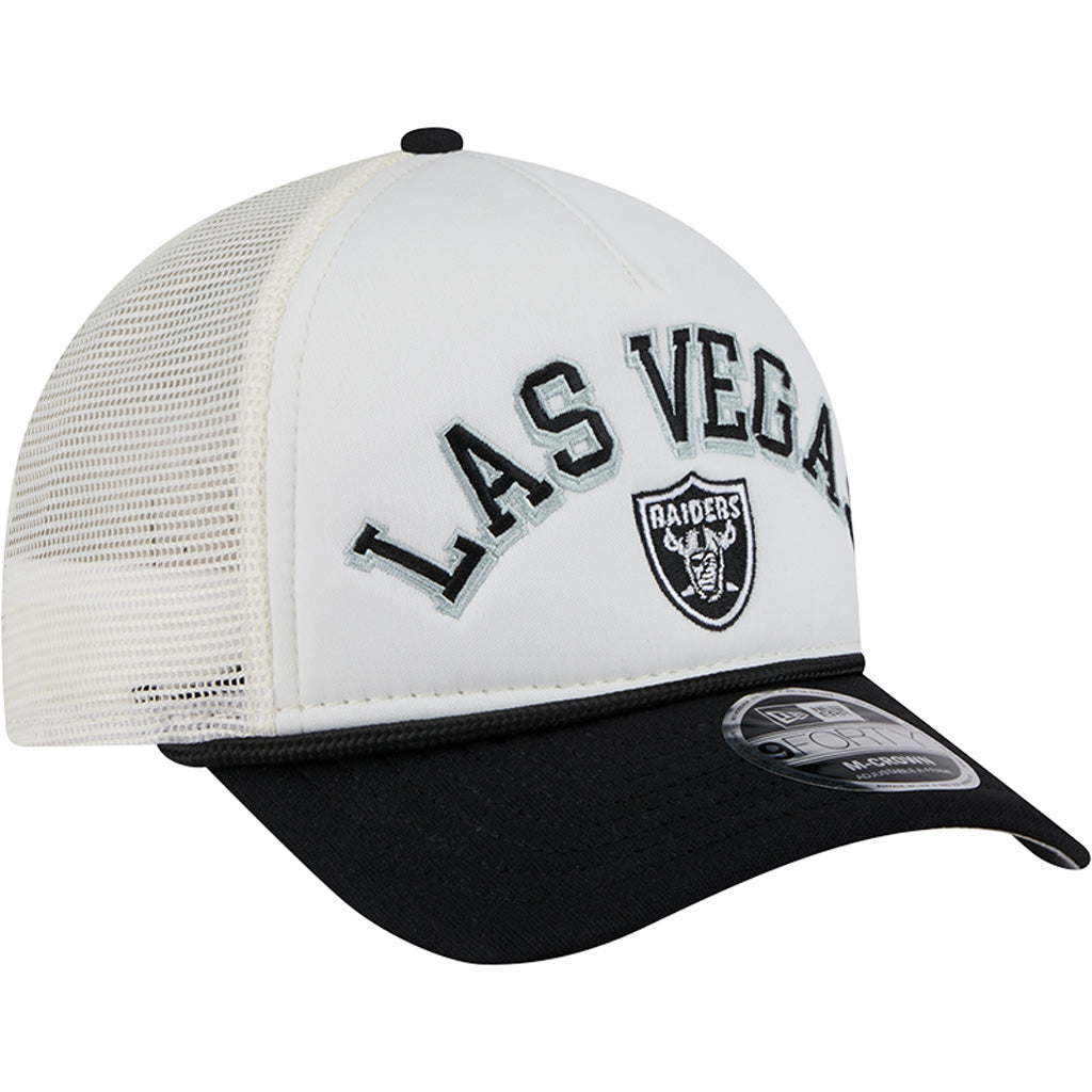 NFL Las Vegas Raiders New Era Arch Logo 9FORTY M-Crown Snapback Trucker Hat - Chrome