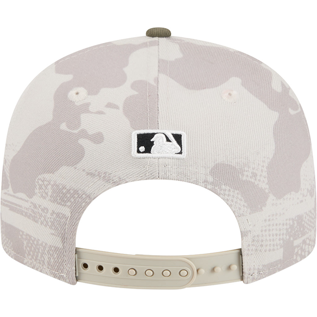 MLB Chicago Cubs New Era 2025 Armed Forces Day 9FIFTY Split Panel Snapback Hat - Stone