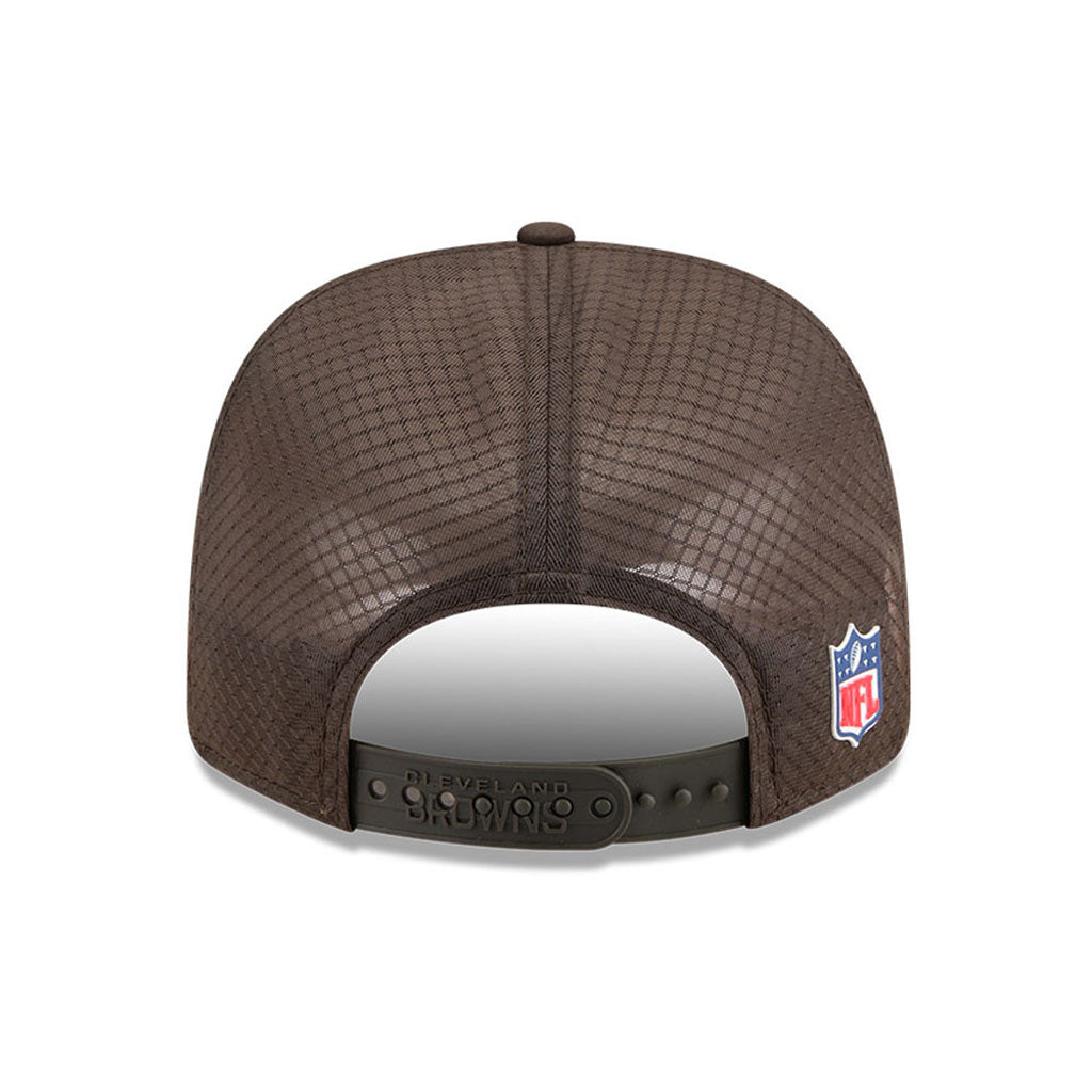 NFL Cleveland Browns New Era 2025 Sideline 9SEVENTY Stretch-Snapback Hat - Brown