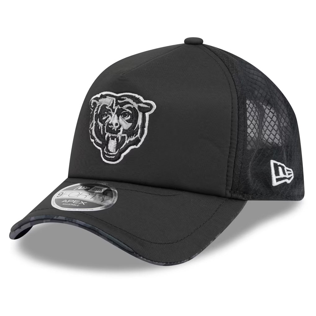 NFL Chicago Bears New Era 2026 Salute to Service Apex 9FORTY Snapback Hat- Black