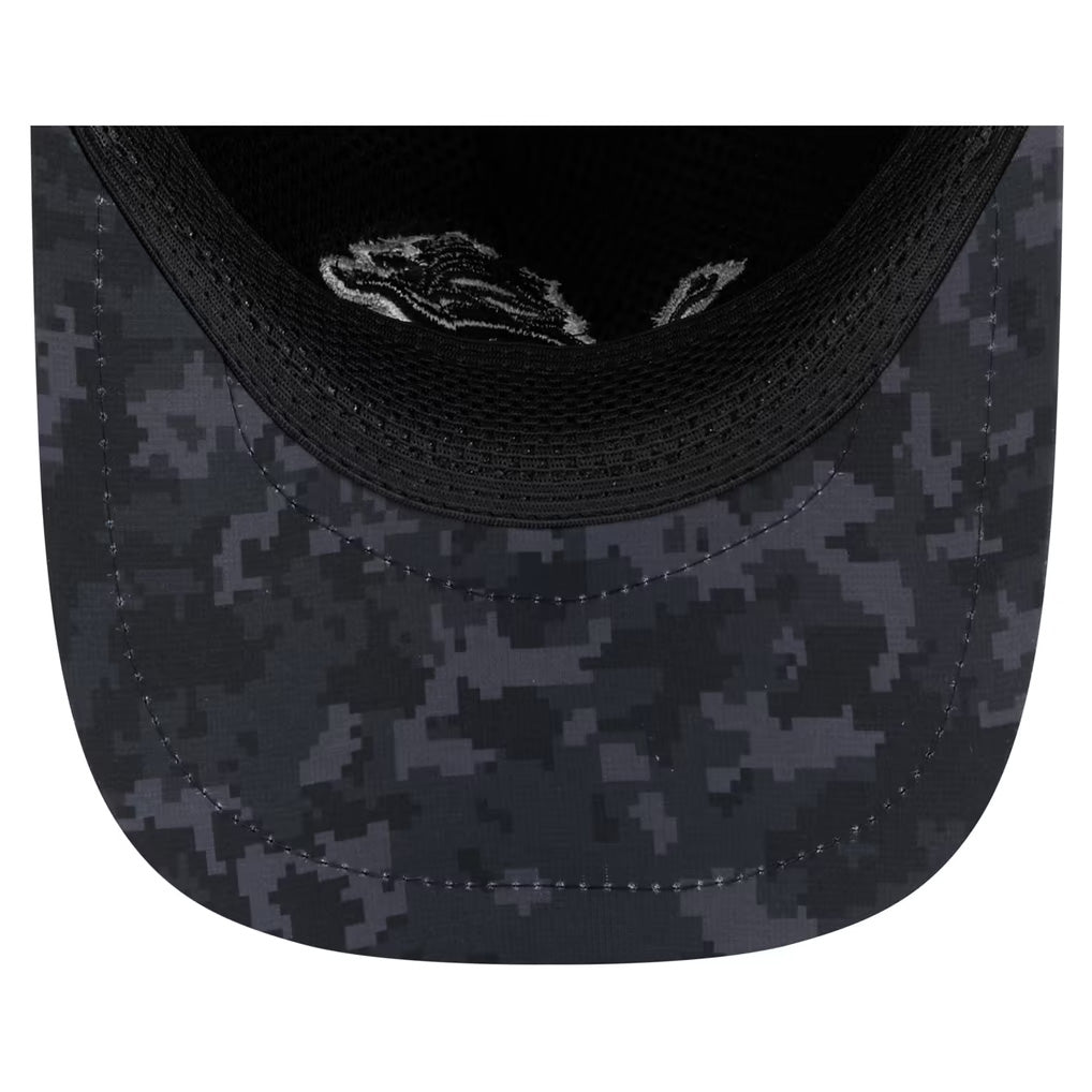 NFL Detroit Lions New Era 2026 Salute to Service Apex 9FORTY Snapback Hat- Black