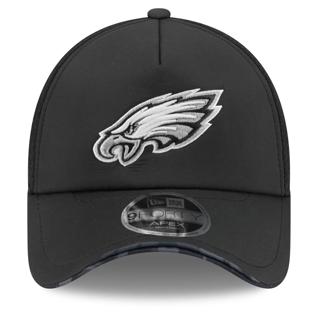NFL Philadelphia Eagles New Era 2026 Salute to Service Apex 9FORTY Snapback Hat- Black