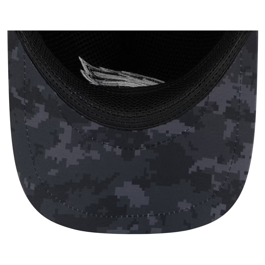 NFL Philadelphia Eagles New Era 2026 Salute to Service Apex 9FORTY Snapback Hat- Black