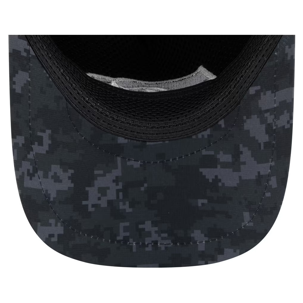NFL Seattle Seahawks New Era 2026 Salute to Service Apex 9FORTY Snapback Hat- Black